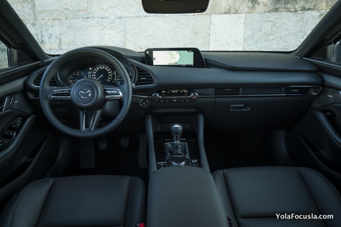 Mazda3_HB_Polymetal_interior-2.jpg